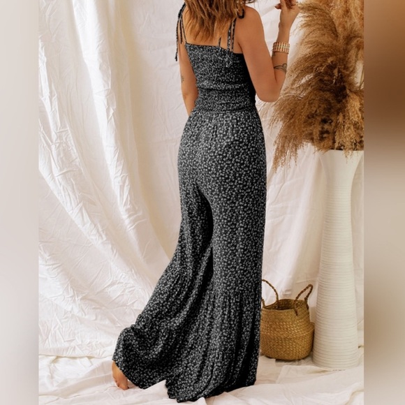 Shein Floral Jumpsuit - Picture 2 of 8